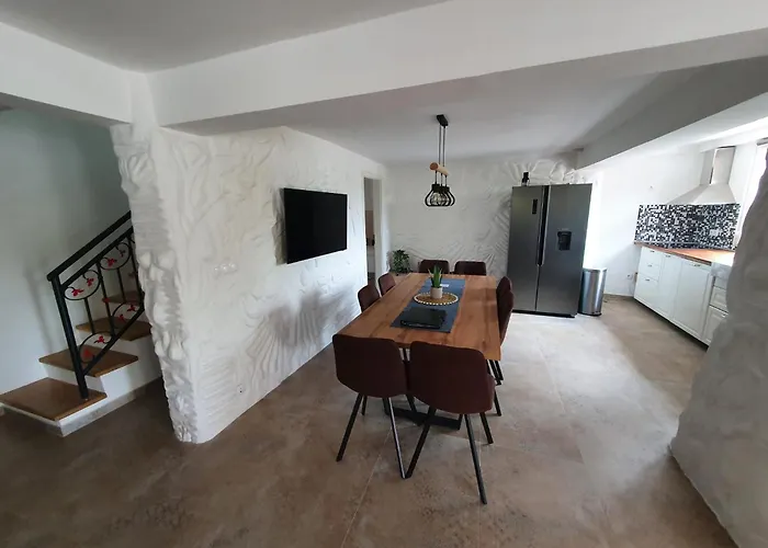 Villa Sandy - Krk - *